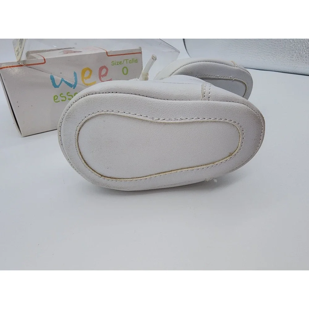 Wee Essentials Y2k Baby Soft Sole White High Top Sneakers Crib Shoes Size 0 NIB